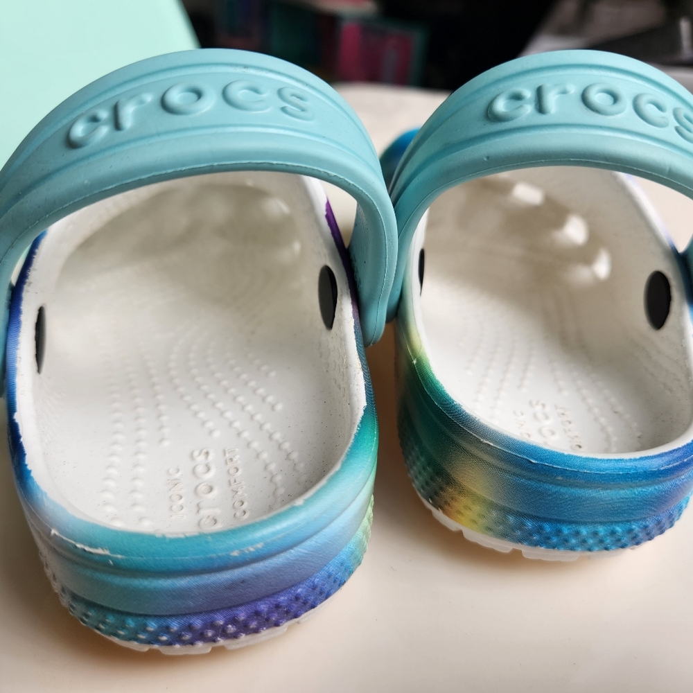 Crocs
